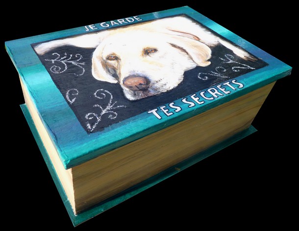 Peinture sur bois livre chien - virginie TRABAUD Artiste Peintre